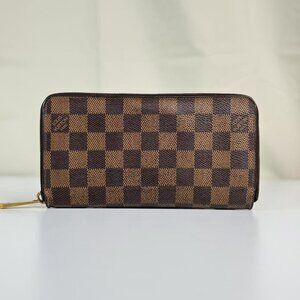 Louis Vuitton Zippy Wallet Damier Ebene